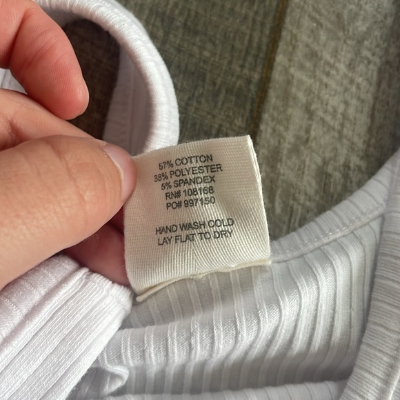 Tilly's Full Tilt Size Small White Crop Top Tank Top - Picture 4 of 4